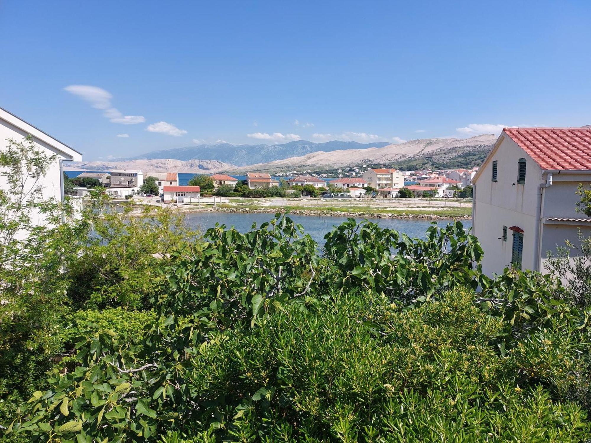 Apartmani Lavanda Pag Town Quarto foto